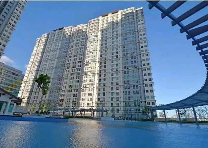 Phebs 2bedroom With Pool View In The Heart Of Makati * Manila