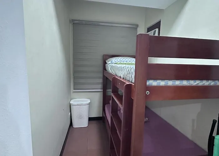 Phebs 2bedroom With Pool View In The Heart Of Makati *