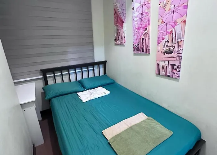 Phebs 2bedroom With Pool View In The Heart Of Makati * Manila