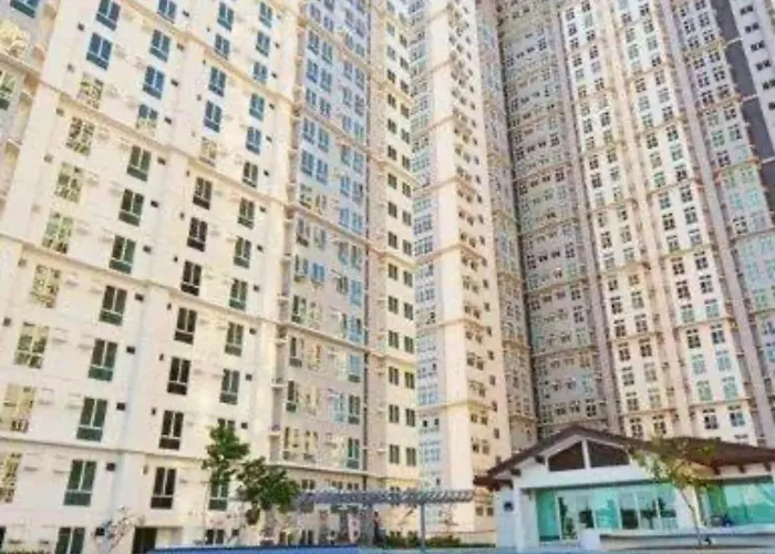 Phebs 2bedroom With Pool View In The Heart Of Makati Apartment Manila