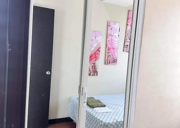 Phebs 2bedroom With Pool View In The Heart Of Makati * Manila