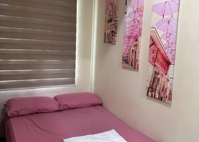 Phebs 2bedroom With Pool View In The Heart Of Makati Apartment