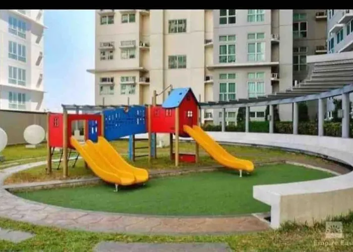 Apartment Phebs 2bedroom With Pool View In The Heart Of Makati *