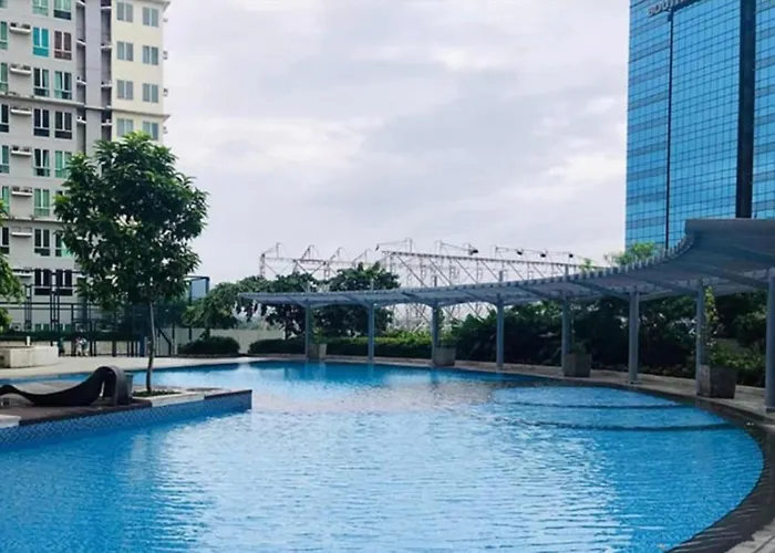 Phebs 2bedroom With Pool View In The Heart Of Makati * Manila