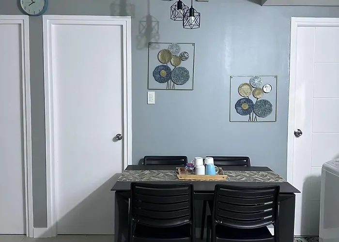 Phebs 2bedroom With Pool View In The Heart Of Makati Apartment Manila