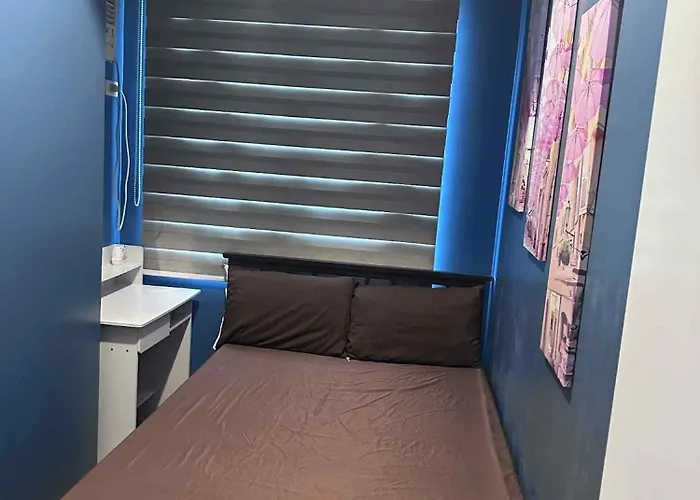 Phebs 2bedroom With Pool View In The Heart Of Makati Apartment *