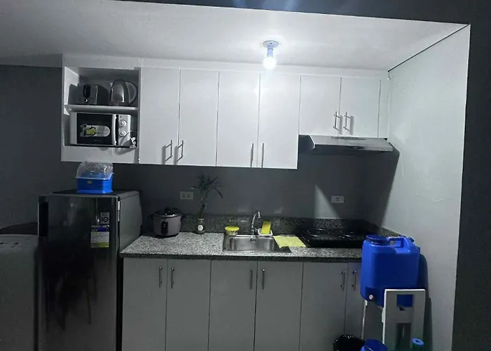Phebs 2bedroom With Pool View In The Heart Of Makati Apartment Manila